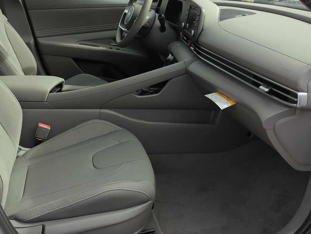 Thumbnail: 2026 Hyundai Elantra - 11
