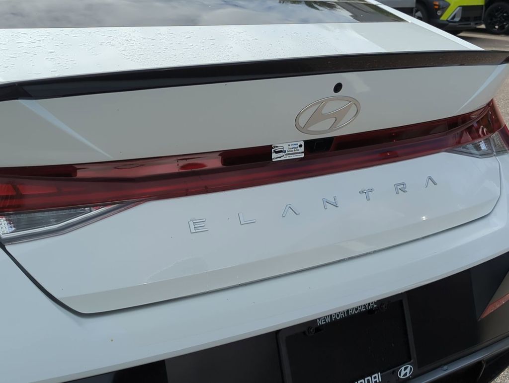 Thumbnail: 2026 Hyundai Elantra - 22