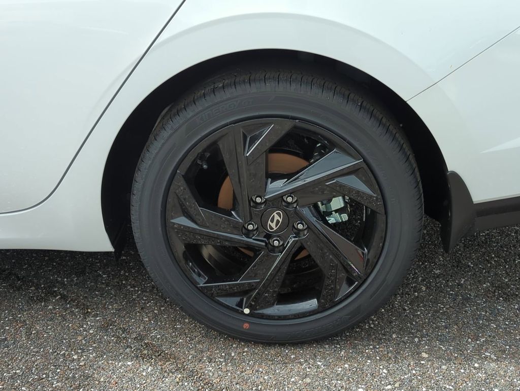 Thumbnail: 2026 Hyundai Elantra - 8