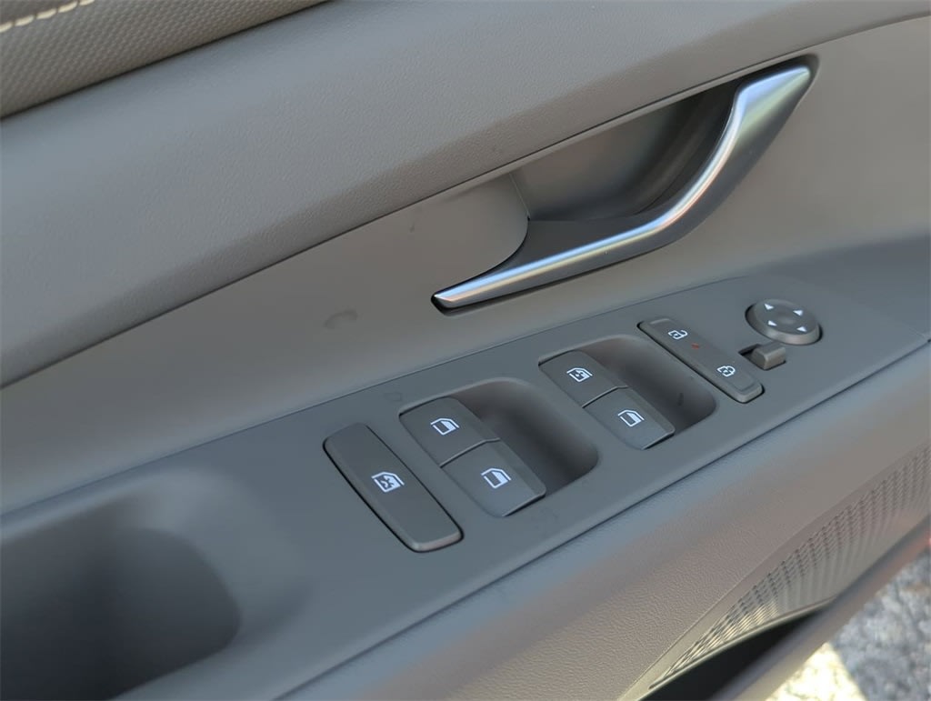 Thumbnail: 2026 Hyundai Elantra - 21