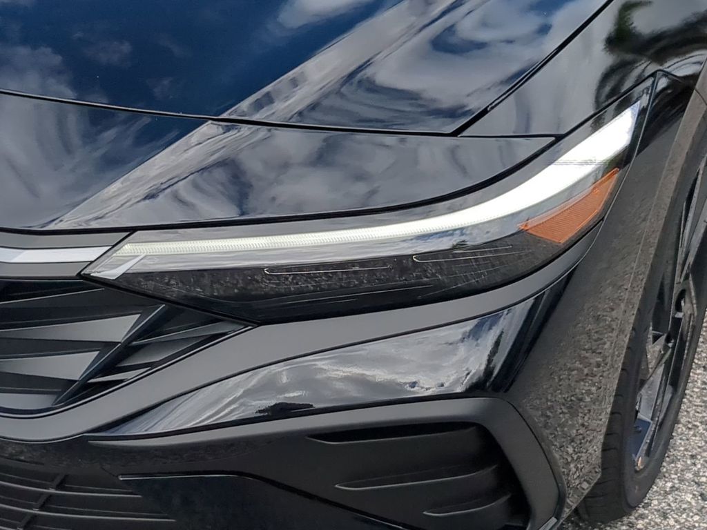 Thumbnail: 2026 Hyundai Elantra - 20