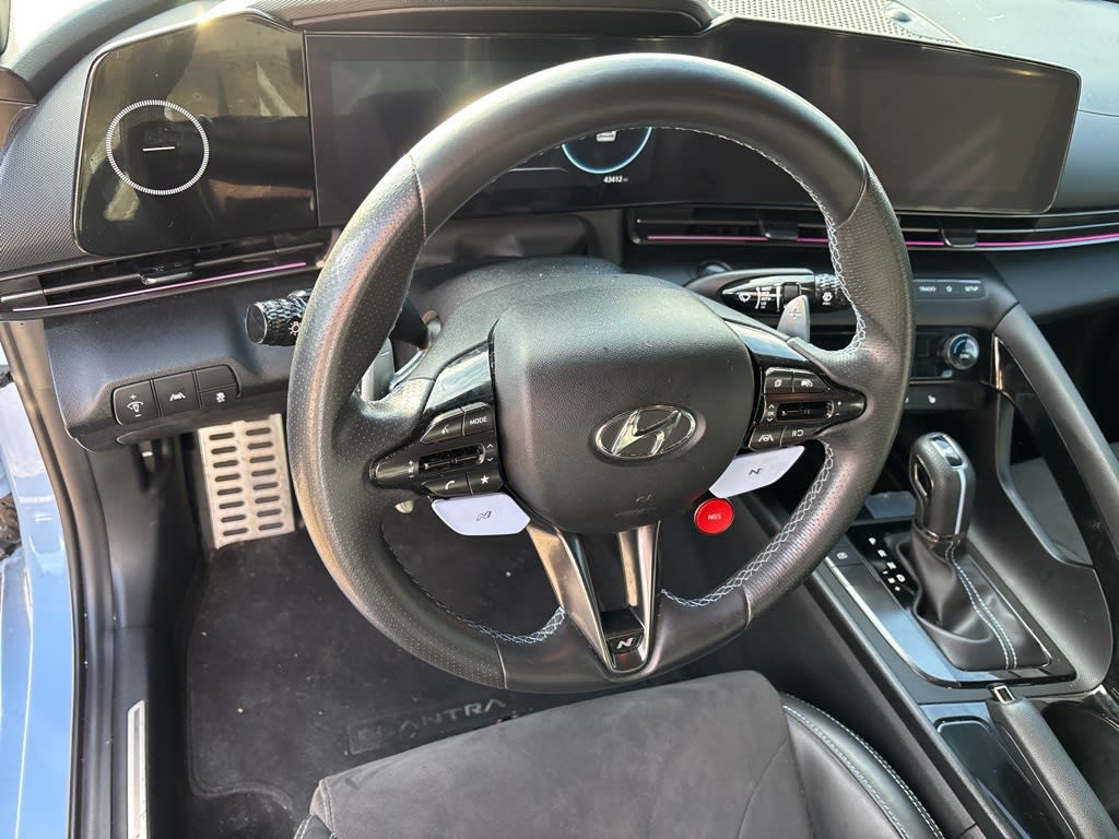Thumbnail: 2023 Hyundai Elantra - 6