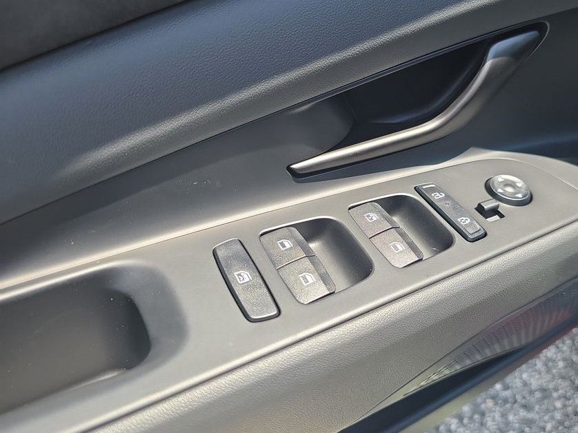 Thumbnail: 2026 Hyundai Elantra - 23