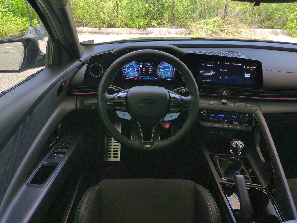 Thumbnail: 2025 Hyundai Elantra - 10