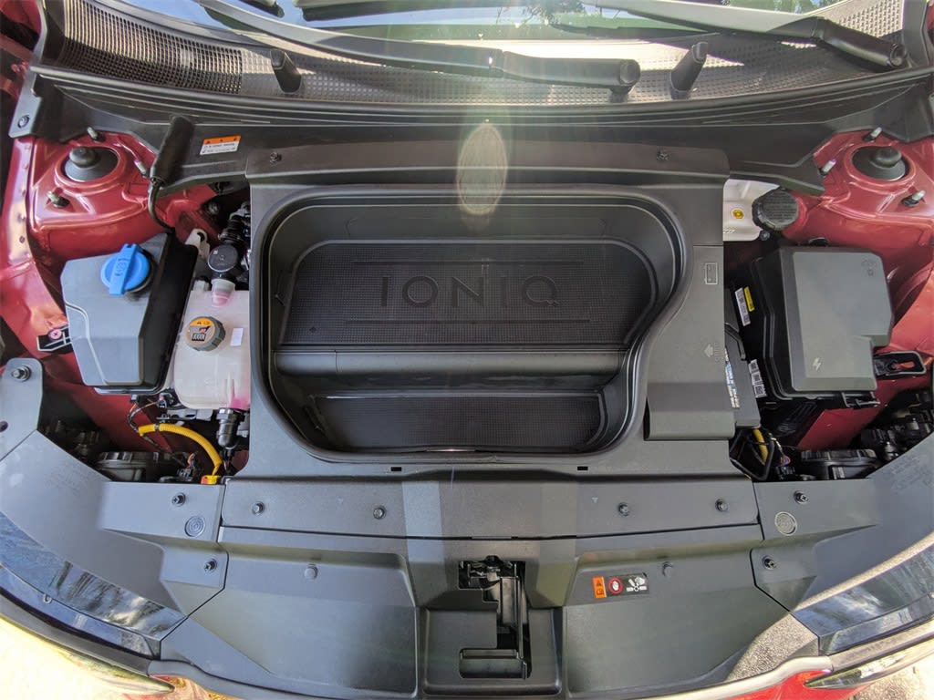 Thumbnail: 2024 Hyundai Ioniq 6 - 9