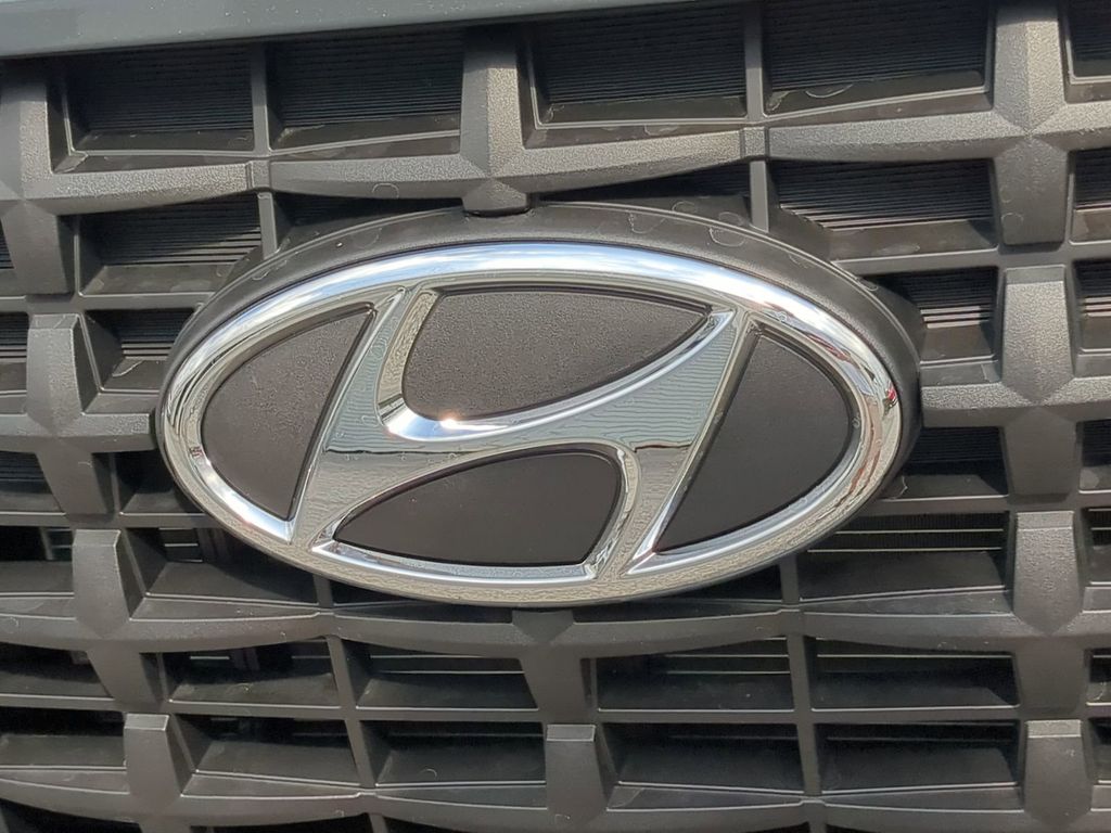 Thumbnail: 2026 Hyundai Venue - 9
