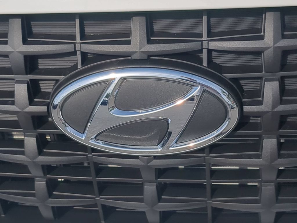 Thumbnail: 2026 Hyundai Venue - 9