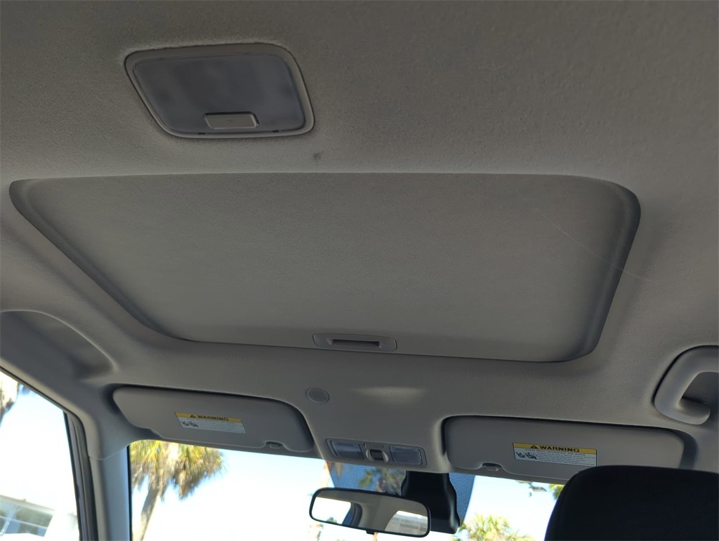 Thumbnail: 2025 Hyundai Venue - 25