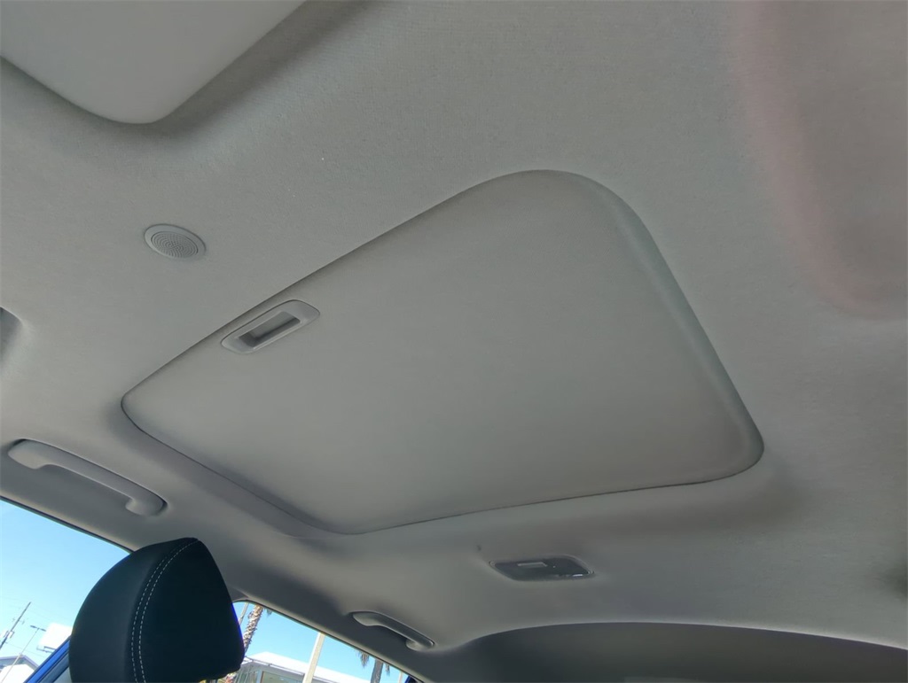 Thumbnail: 2025 Hyundai Venue - 23