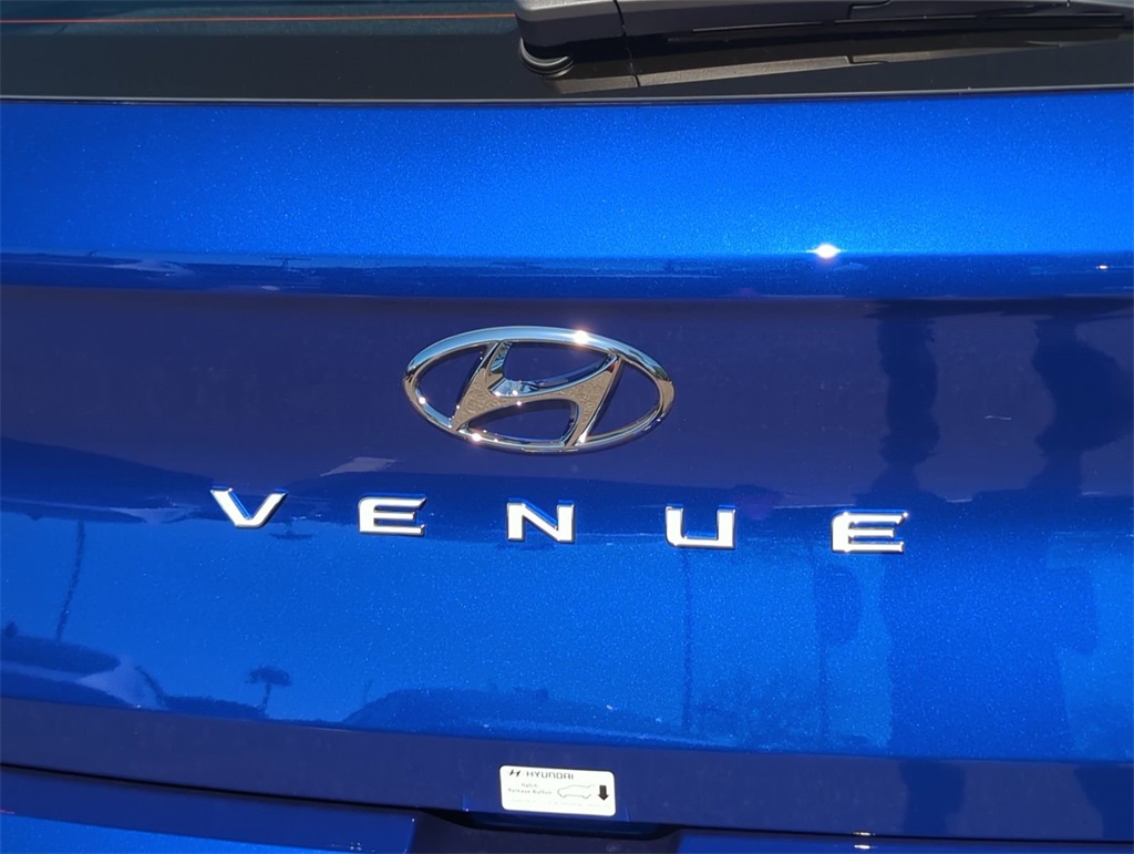 Thumbnail: 2025 Hyundai Venue - 7