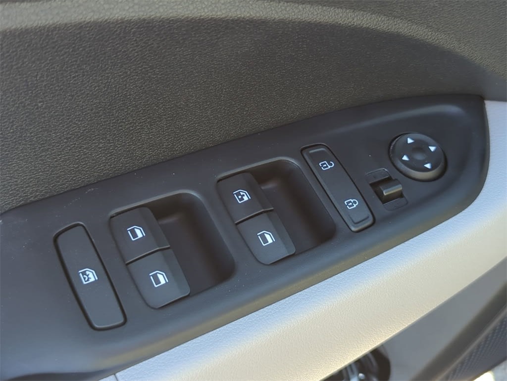 Thumbnail: 2025 Hyundai Venue - 22