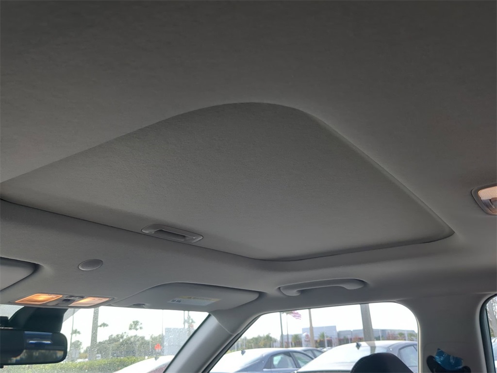 Thumbnail: 2026 Hyundai Venue - 25