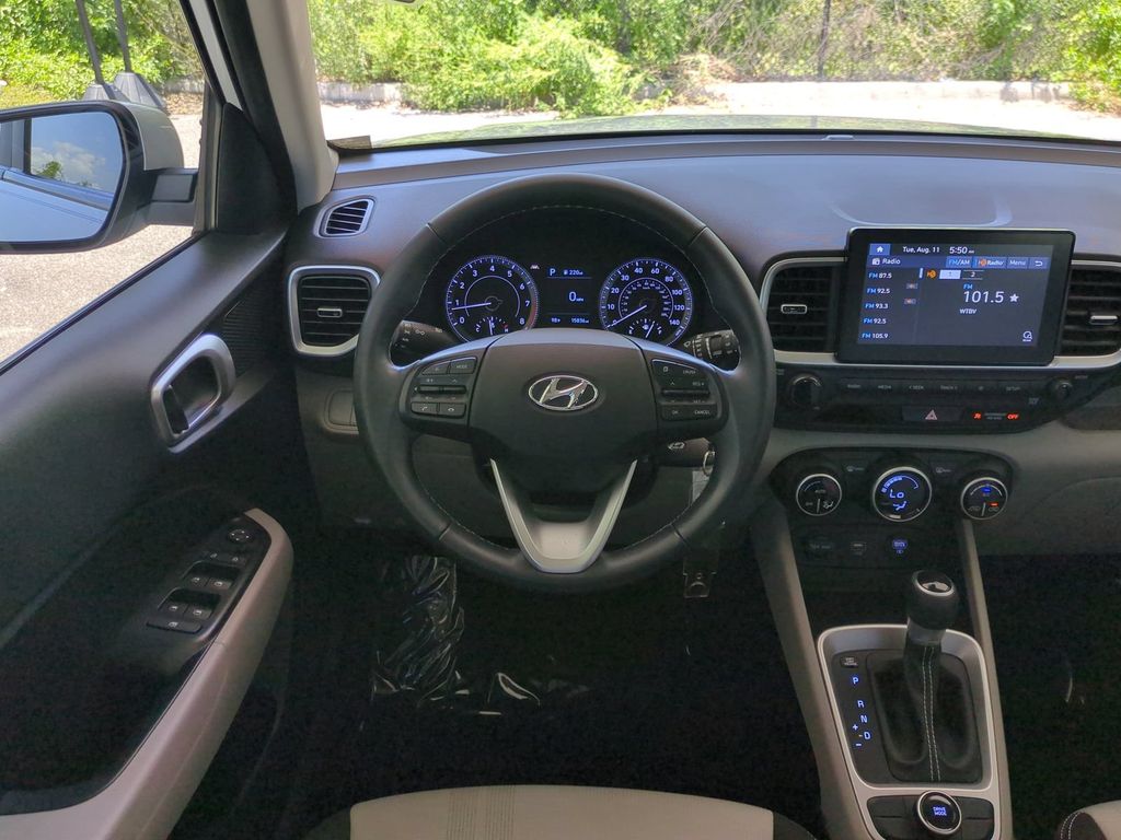 Thumbnail: 2020 Hyundai Venue - 9