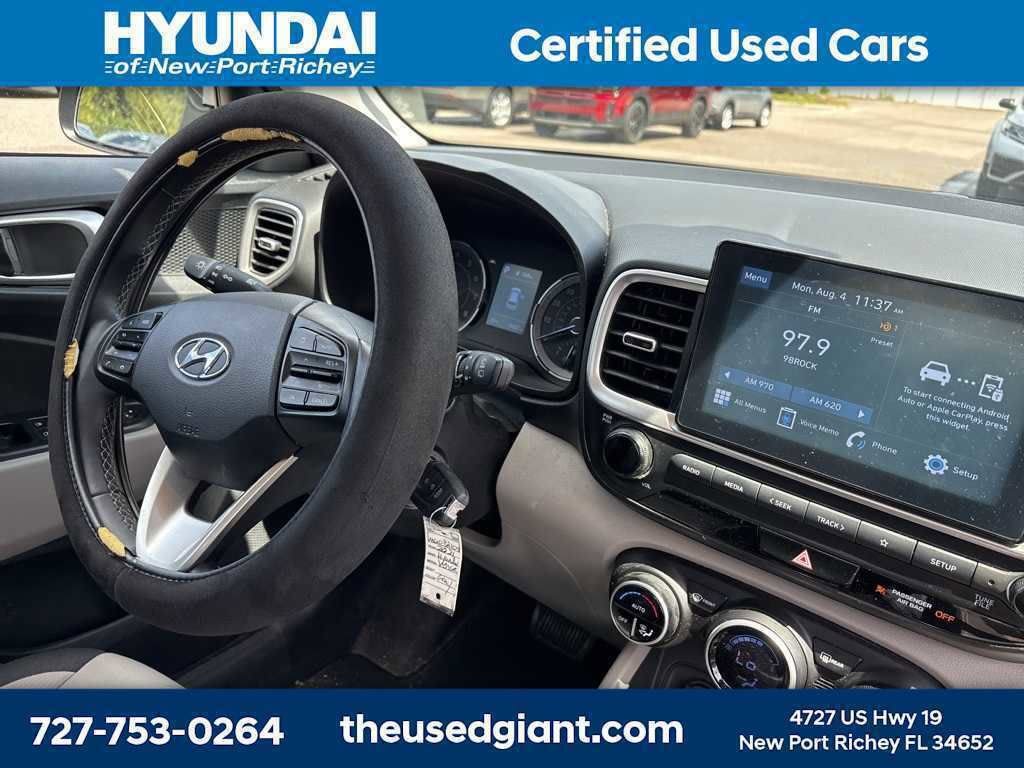 Thumbnail: 2021 Hyundai Venue - 2