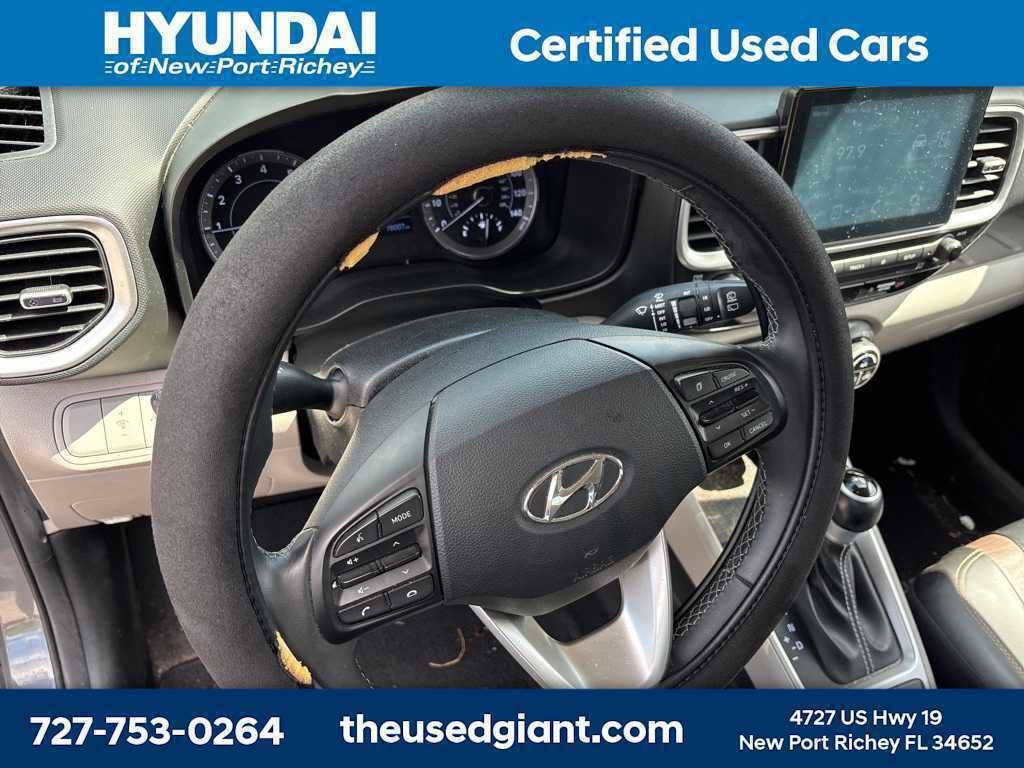Thumbnail: 2021 Hyundai Venue - 5