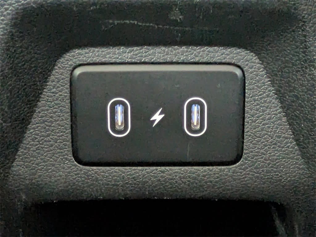 Thumbnail: 2024 Hyundai Venue - 23