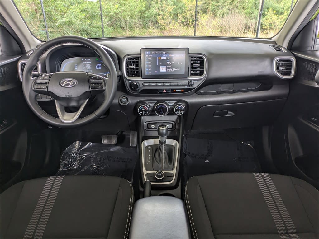 Thumbnail: 2024 Hyundai Venue - 2