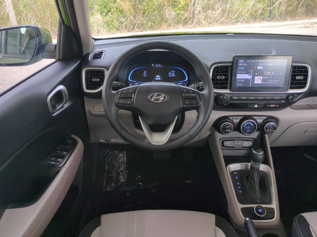 Thumbnail: 2024 Hyundai Venue - 9