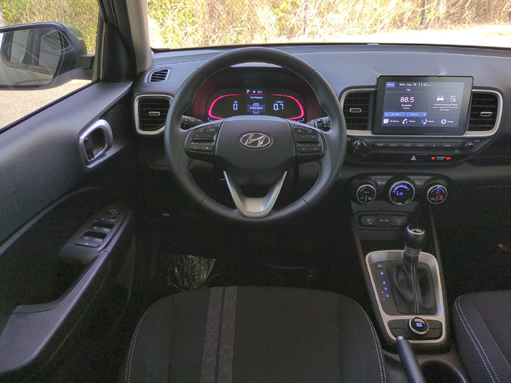 Thumbnail: 2025 Hyundai Venue - 9
