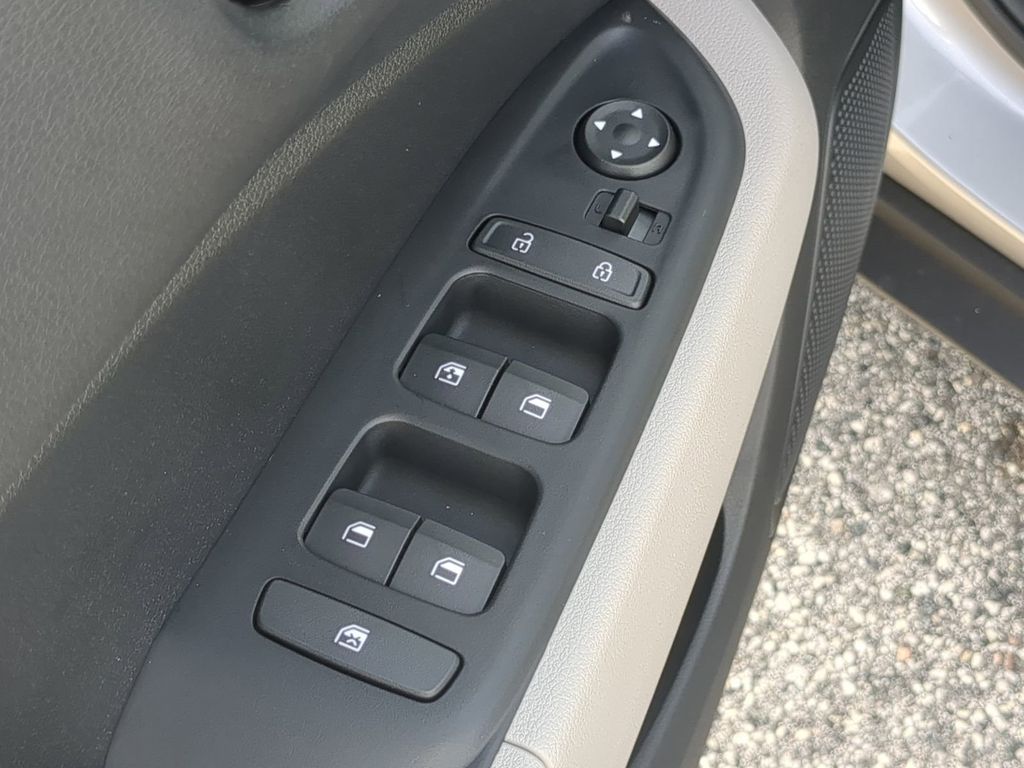 Thumbnail: 2026 Hyundai Venue - 23