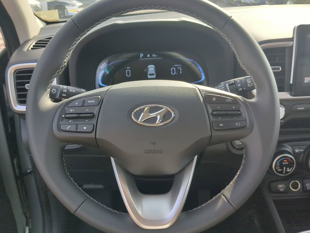 Thumbnail: 2026 Hyundai Venue - 9