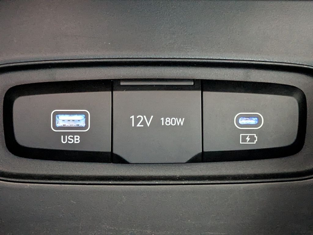 Thumbnail: 2025 Hyundai Venue - 27