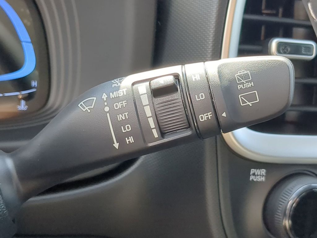 Thumbnail: 2026 Hyundai Venue - 29