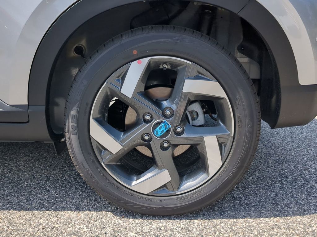 Thumbnail: 2026 Hyundai Venue - 8