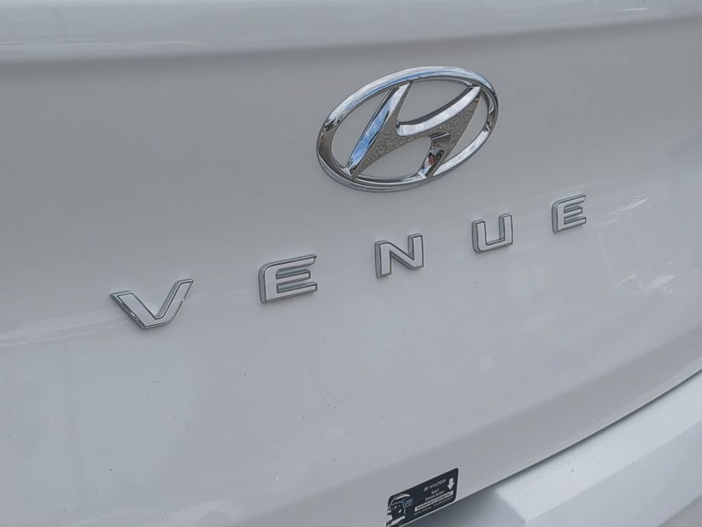 Thumbnail: 2026 Hyundai Venue - 7