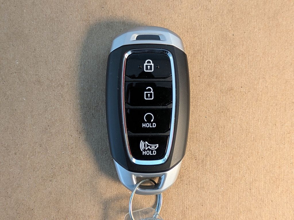 Thumbnail: 2023 Hyundai Venue - 17