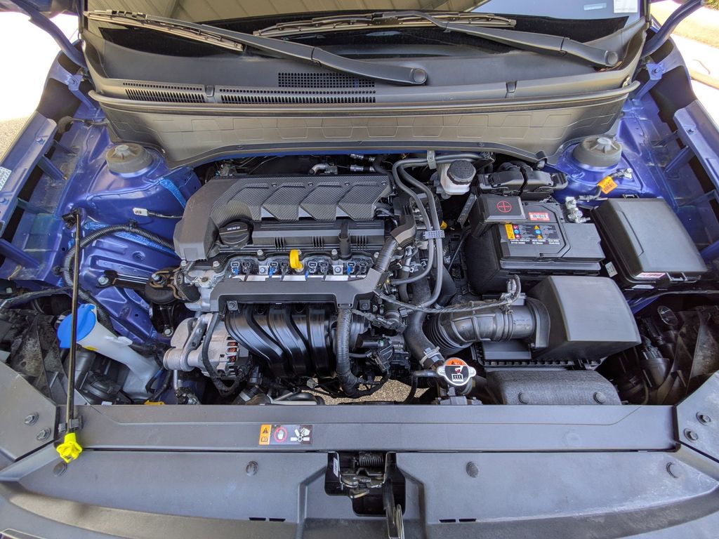 Thumbnail: 2023 Hyundai Venue - 9