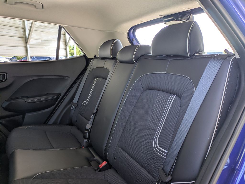 Thumbnail: 2023 Hyundai Venue - 13