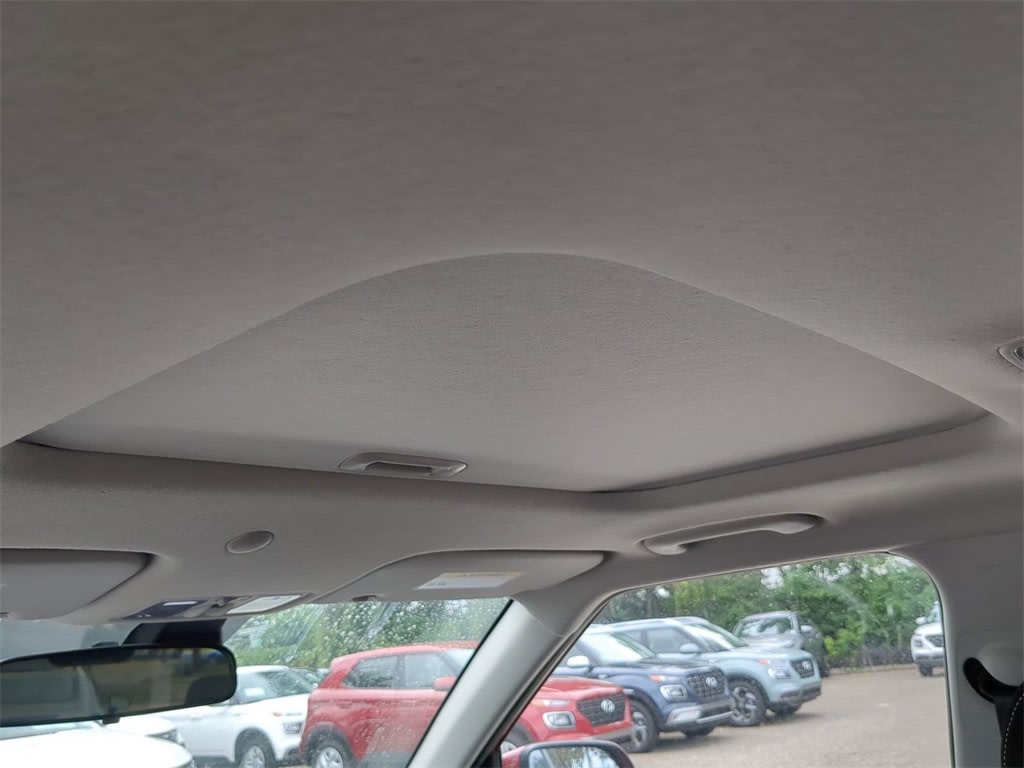 Thumbnail: 2026 Hyundai Venue - 23