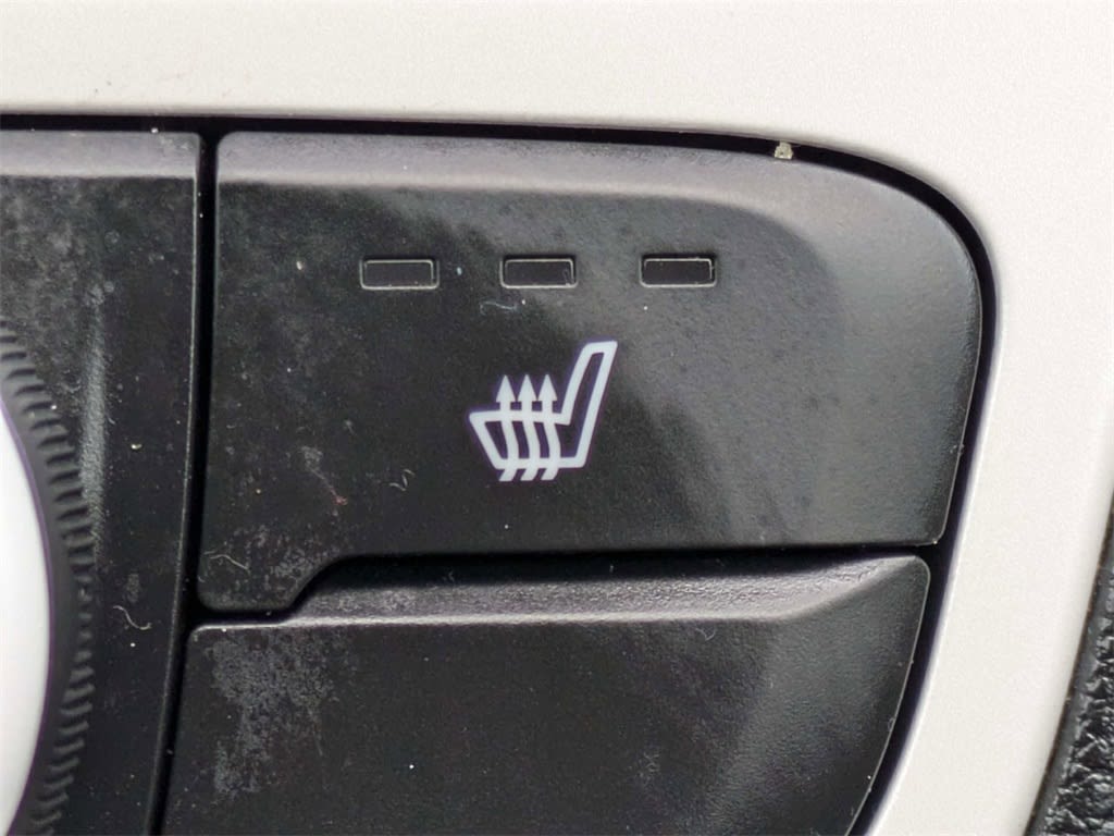 Thumbnail: 2022 Hyundai Venue - 28