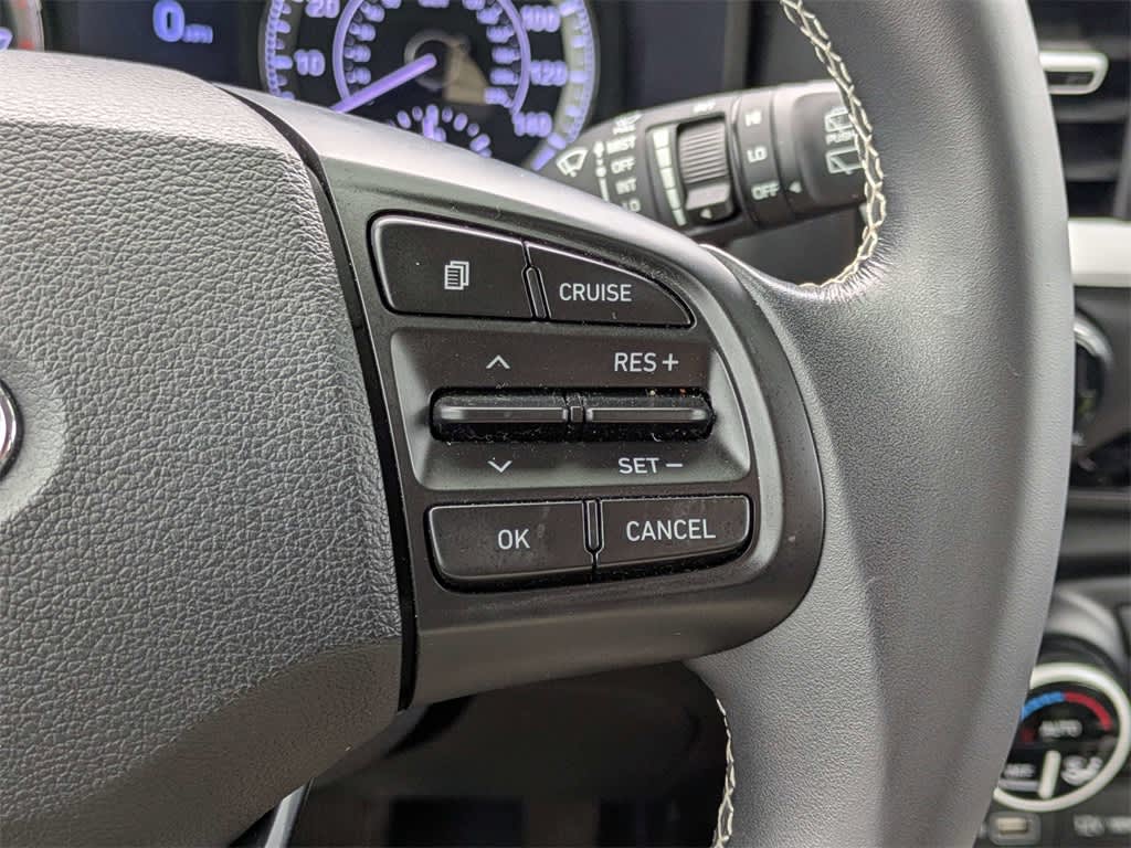 Thumbnail: 2022 Hyundai Venue - 32