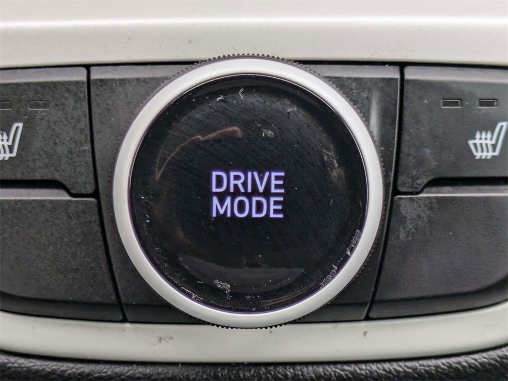 Thumbnail: 2022 Hyundai Venue - 27