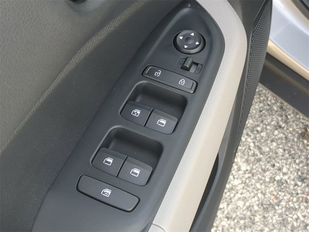 Thumbnail: 2026 Hyundai Venue - 23