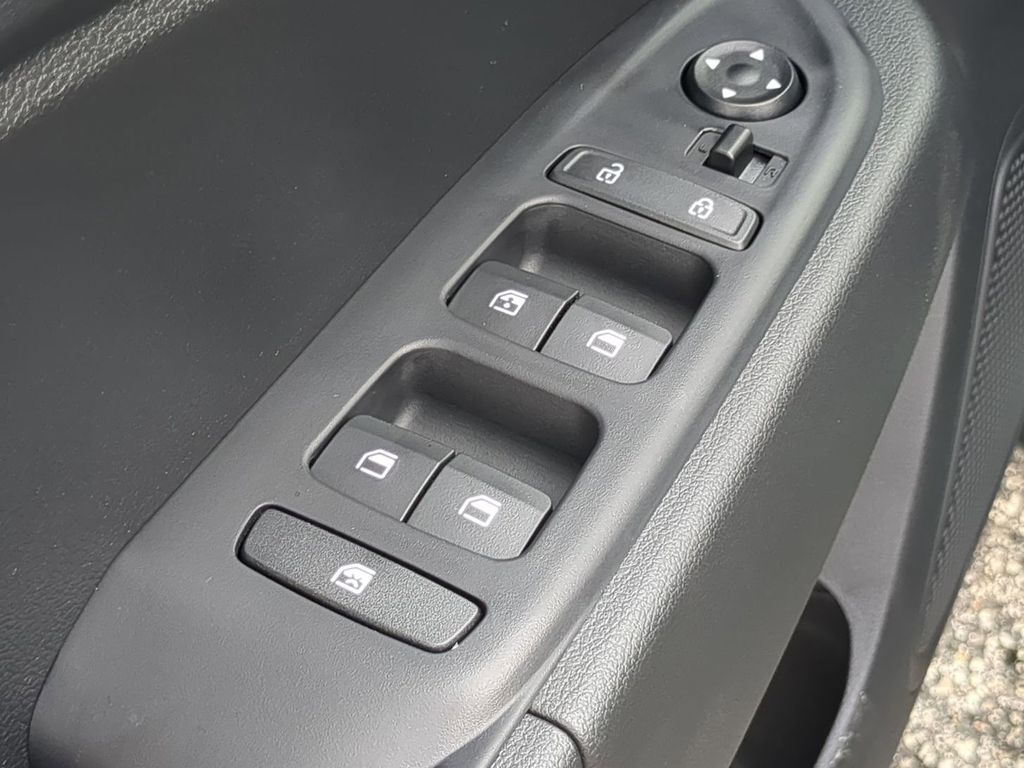 Thumbnail: 2026 Hyundai Venue - 24