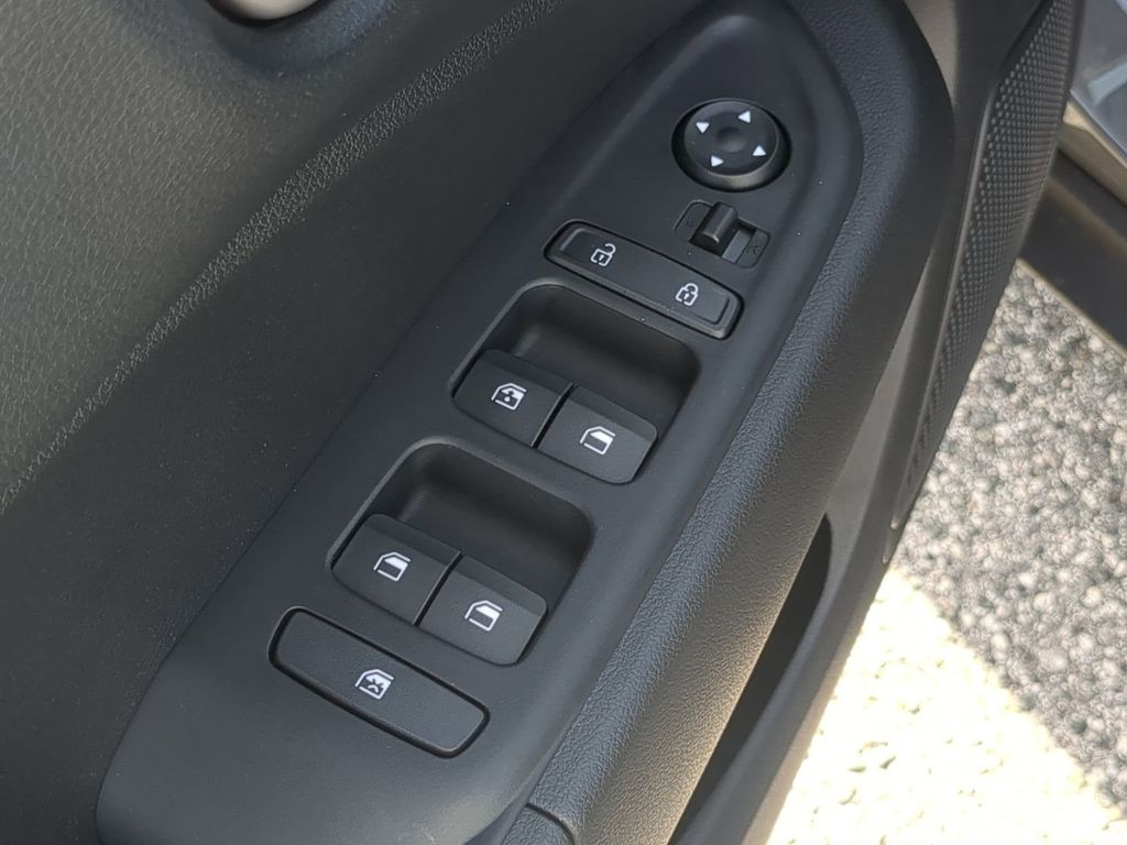 Thumbnail: 2026 Hyundai Venue - 24