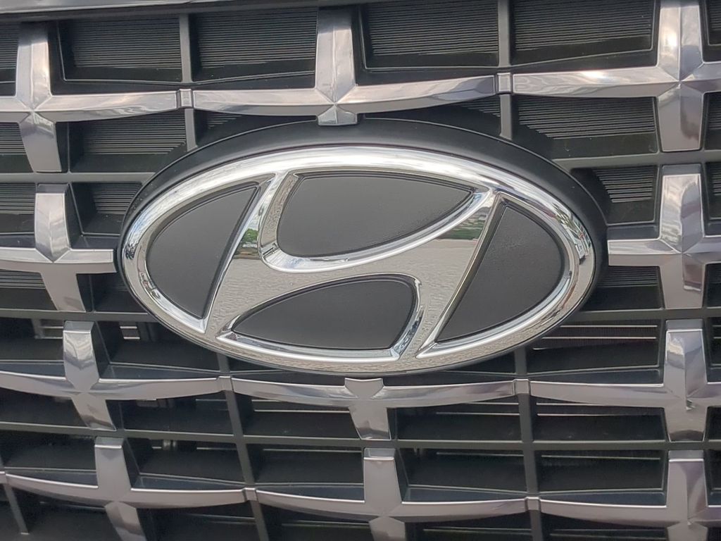 Thumbnail: 2026 Hyundai Venue - 23