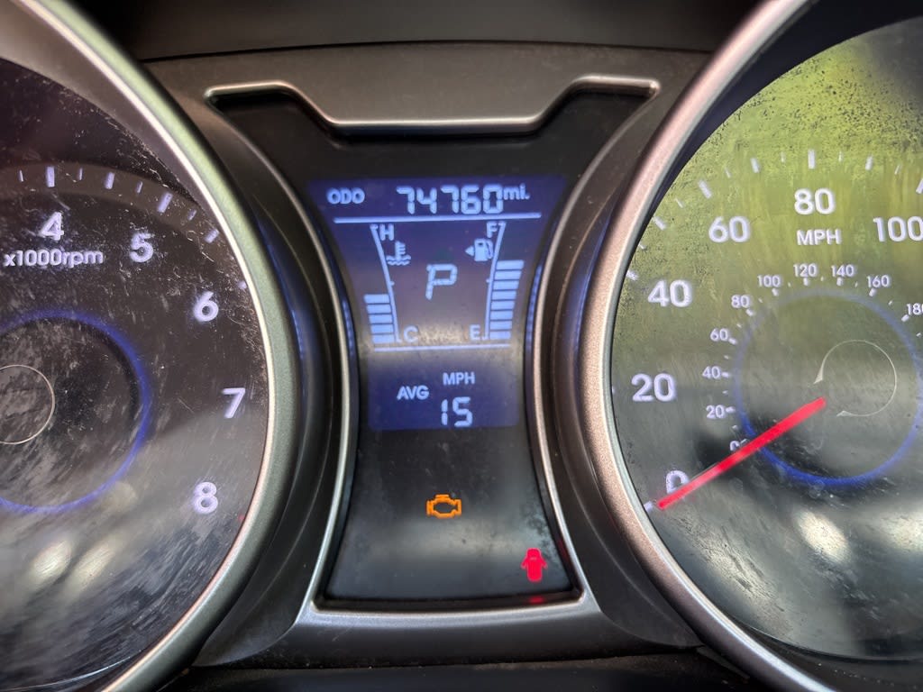 Thumbnail: 2015 Hyundai Veloster - 8