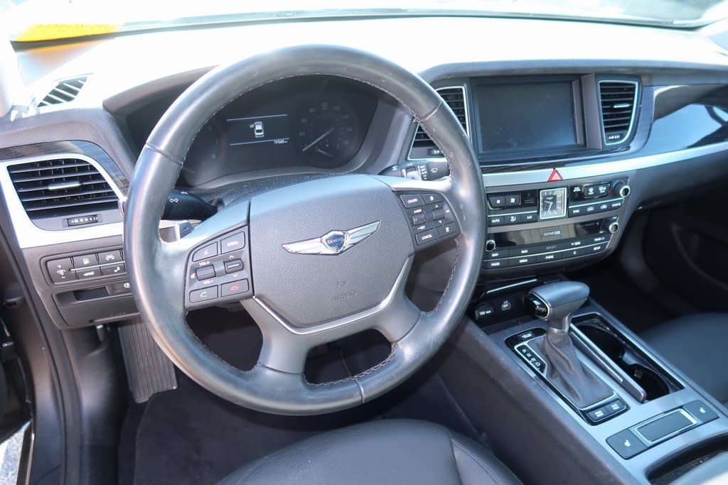 Thumbnail: 2020 Genesis G80 - 8
