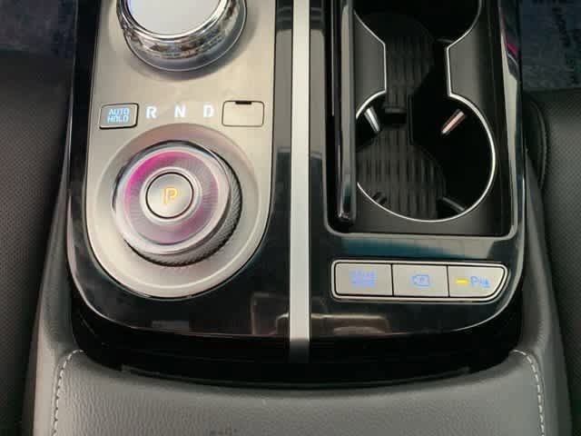 2024 Genesis G80 Sport 42