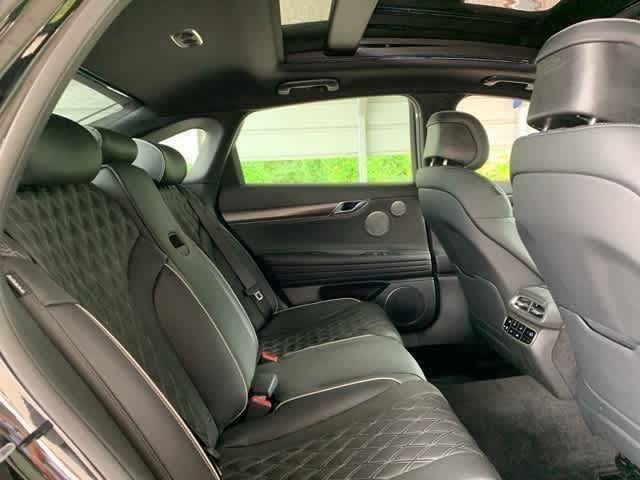 2024 Genesis G80 Sport 12