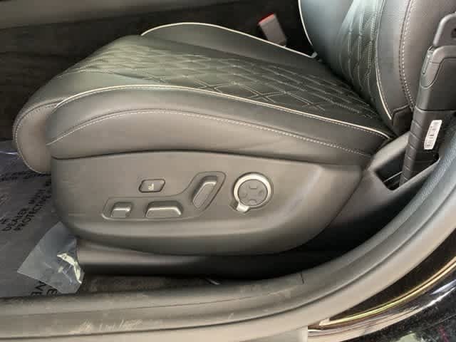 2024 Genesis G80 Sport 33
