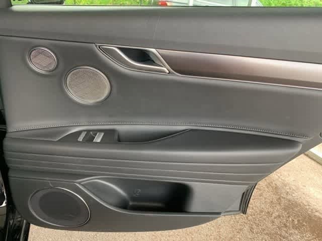 2024 Genesis G80 Sport 28