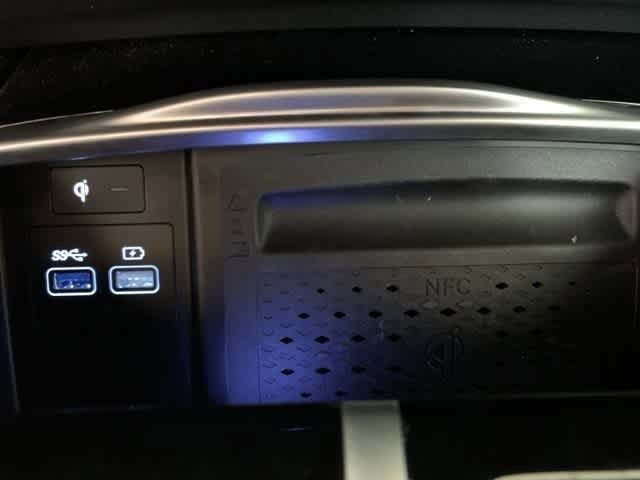 2024 Genesis G80 Sport 40