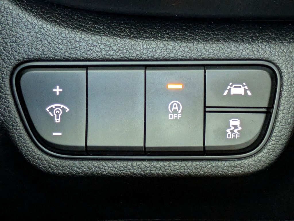 Thumbnail: 2023 Kia Seltos - 37