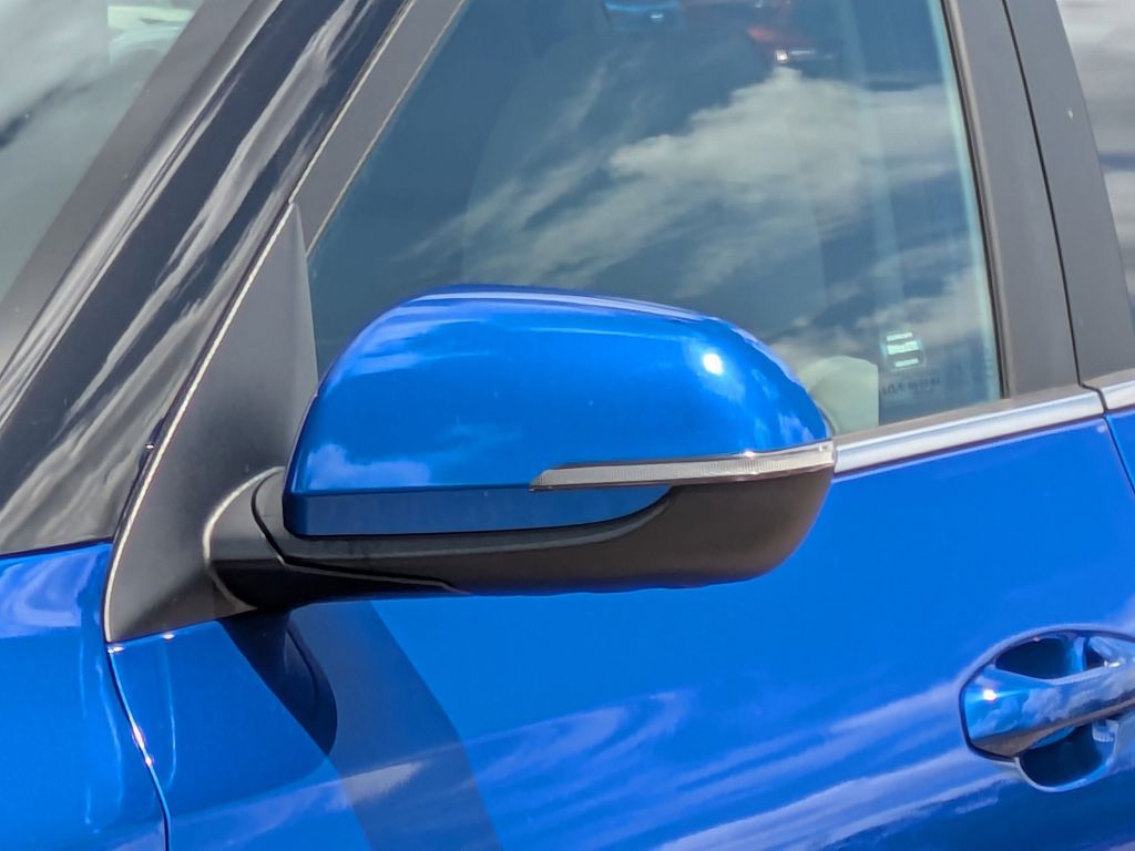 Thumbnail: 2023 Kia Seltos - 22