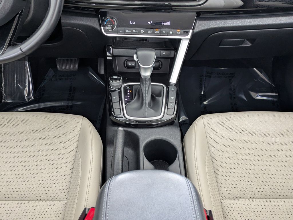 Thumbnail: 2023 Kia Seltos - 16